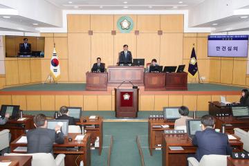 제303회 정읍시의회 임시회 제2차 본회의